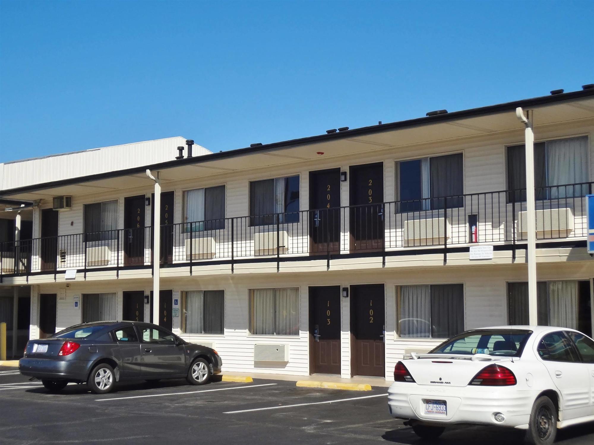 Americas Best Value Inn - Голдсборо Екстер'єр фото